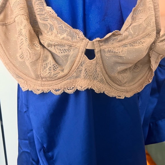 Brand new Calvin Klein bra 32dd - Picture 9 of 10